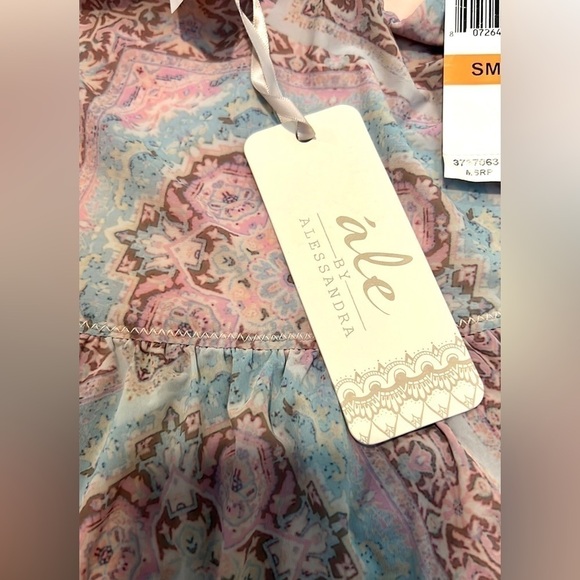 🏝️NWT, Ale’ by Alessandra, Prairie in Soft Tones, Swim Skirt, Sold-Out On-Line - Picture 8 of 11